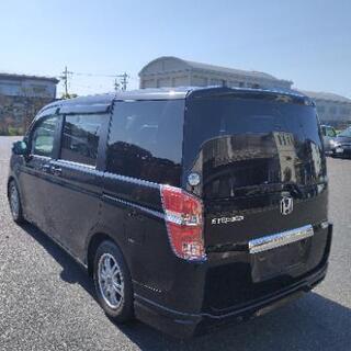 ホンダ　ステップワゴン　ＲＫ　8人乗り　ミニバン　黒　の画像