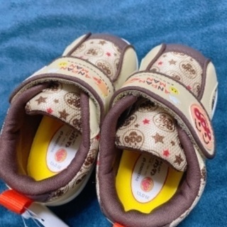 アンパンマンシューズの画像
