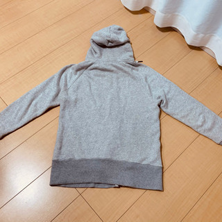 earth music&ecology レディース　パーカーの画像