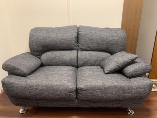 ソファー売ります