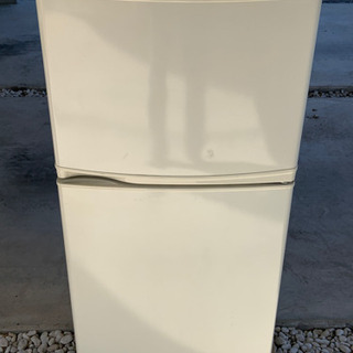 東芝冷凍冷蔵庫   2ドア　120L   白