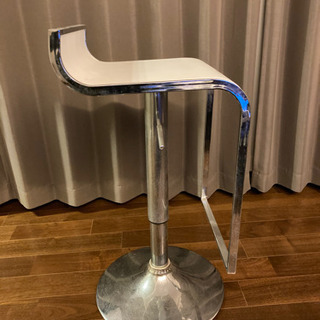 イス　高さ調節付きの画像