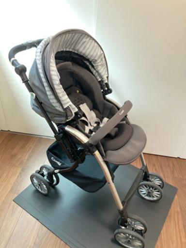 コンビ　ベビーカー　アンブレッタ