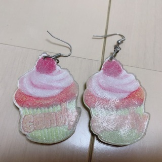 ※お譲り先決定※ピアスセット(キャッチはありません)の画像
