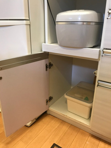 ダイニングボード　大川家具　高さ194㎝幅116㎝