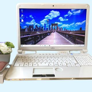 Core i5(ターボ)搭載/HDD750GB/メモリ4GB/ブルーレイ/webカメラ