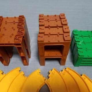 トミカシステム 追加パーツ 橋脚・傾斜・平坦道路などの画像