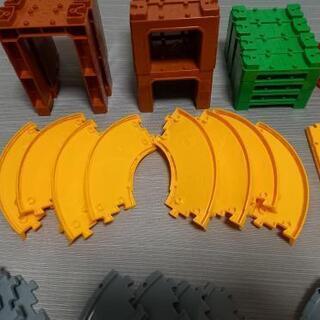 トミカシステム 追加パーツ 橋脚・傾斜・平坦道路などの画像