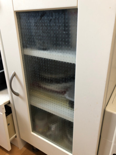 不要食器も引き取りで0円！IKEAで購入した食器棚です！