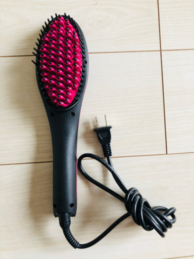 ブラシ型ヘアアイロン