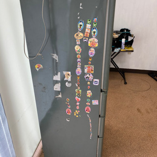 東芝冷蔵庫　家庭用サイズ　普通に使えます！　の画像