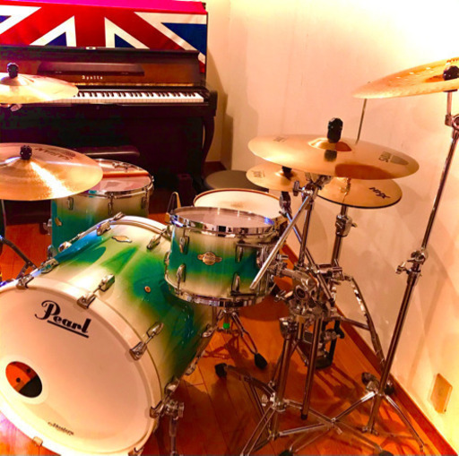 【Pearl ドラムセット】スタンド、ケース付き