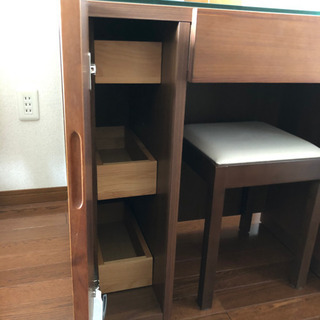 ACTUSのドレッサー アクタス 鏡台の画像