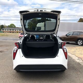 【商談成立】H28　トヨタ　プリウス　Sの画像
