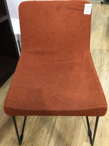 Ａｒｍｏｎｉａ（アルモニア）ダイニングチェアー1人掛け（キャロットオレンジ）です。【トレファク東大阪店】
