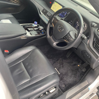 LEXUS LS500 たっぷり車検2年付きの画像