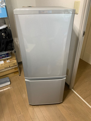 美品　三菱冷蔵庫146L  MR-P15A-S 2016年製　窓用エアコンとの交換も可能です。