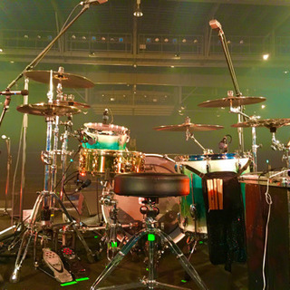 【Pearl ドラムセット】スタンド、ケース付きの画像