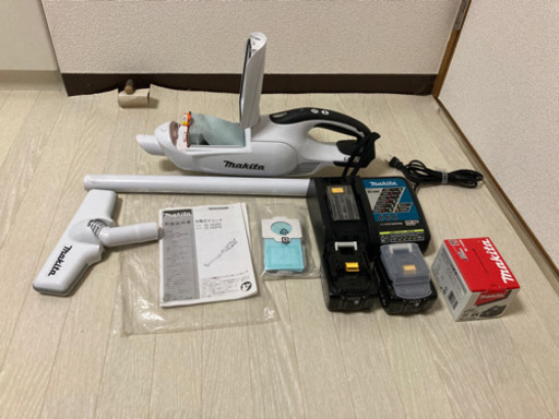 マキタ 掃除機 14ボルト