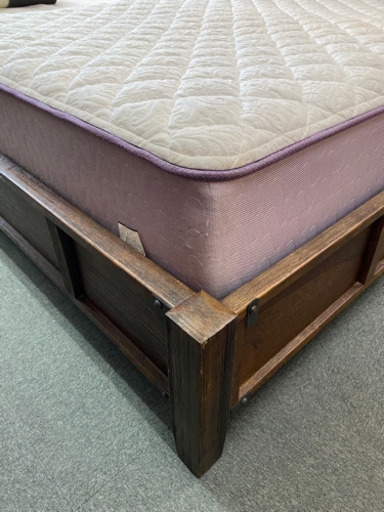 MJ56 アシュレイ　クィーンベット　Ashley  Queen bed