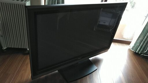 日立プラズマテレビ４２型　キレイに映ります。２００７年製なので訳アリ・・（取引中）