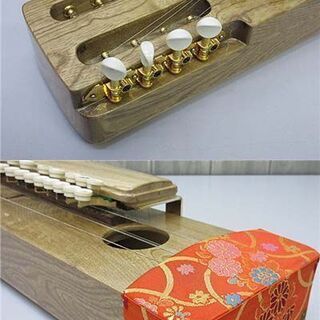 ss1884　手工大正琴　特製　28鍵　木目　ナチュラル　ハードケース付き　8弦　弦楽器　和楽器　伝統楽器　木製　ハープ　楽器　高級の画像