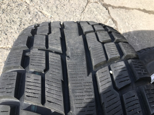 スタッドレス 80 ランクル 275/70/16 冬タイヤ アルミ