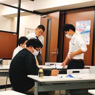 【音楽を続けようか迷っている方の為の会社!】