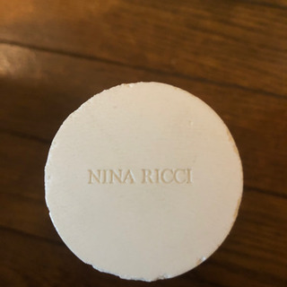 NINA RICCI 香水(ケース付き)の画像