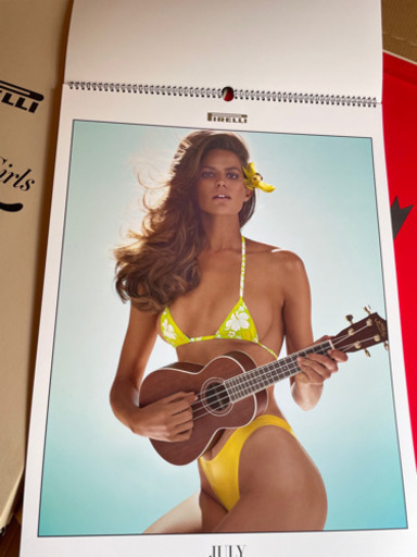 イタリアPIRELLIカレンダー　2015 非売品