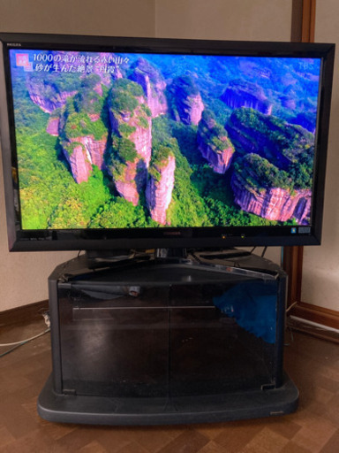 【引取決まりました！】液晶TV TOSHIBA REGZA 42z1とテレビ台（Panasonic製）