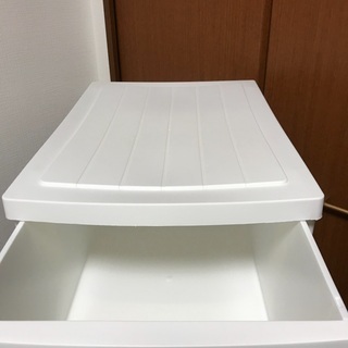 プラスチック収納　至急引き取り可能な方