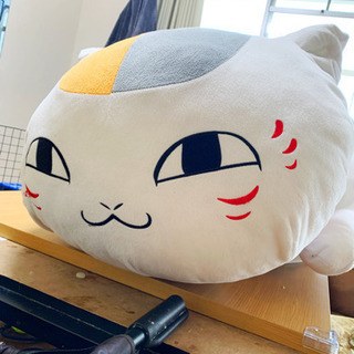 夏目友人帳　ニャンコ先生　巨大ぬいぐるみ　ソファー