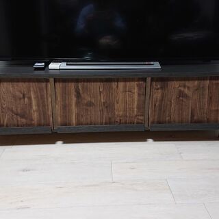 ☆美品☆☆LOWYAテレビ台☆使用1年未満☆