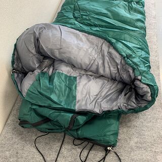 C5【未使用】IRISPLAZA(アイリスプラザ) 収納袋付き シュラフ 寝袋の画像