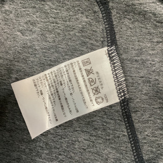 adidas アディダス Tシャツの画像