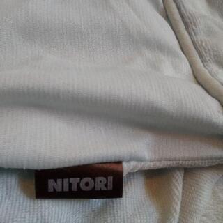夏掛け毛布。ニトリ。中古の画像
