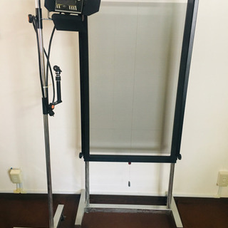 体の歪みが分かるモアレ分析機①