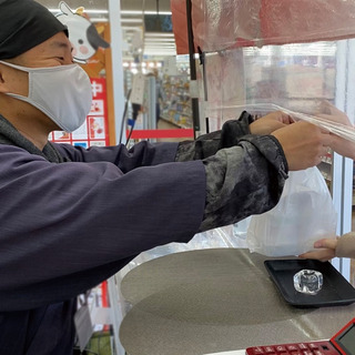 【土・日・祝日スタッフ急募】「和菓子処 春日井よし乃」フレスポ春日井店で働いてくれる方を募集します。の画像