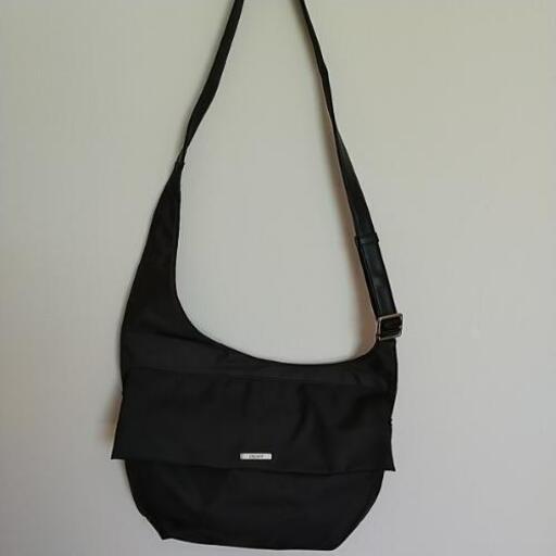 [DKNY]ショルダーバッグ
