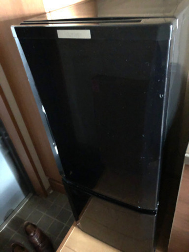 ※大幅値下げ【一人暮らし用】三菱電機　冷蔵庫　黒　146L