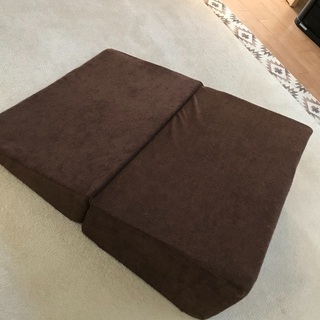 三角クッション　