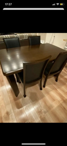 ダイニングテーブル　椅子4脚セット　4人用