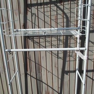 ランドリーラック　スチール製　調整可能の画像