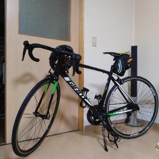 GIANT CONTEND1