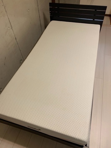 シングルベッド