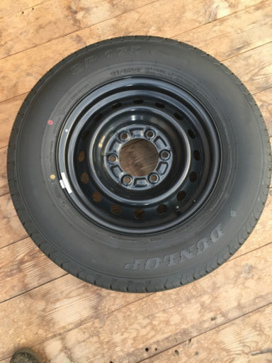 ハイエース　純正タイヤ•ホイール　新車外しダンロップ200系•ハイエース6型