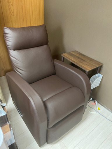 サロン　リクライニングソファー棚セット