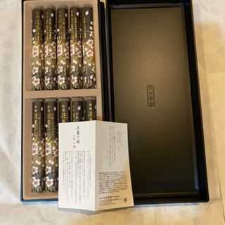 宇野千代のお線香　特撰淡墨の桜　塗箱短10入の画像