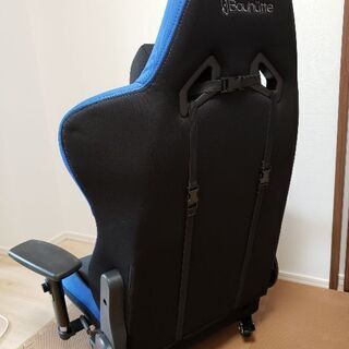 ゲーミング座椅子 バウヒュッテ LOC-950RRの画像